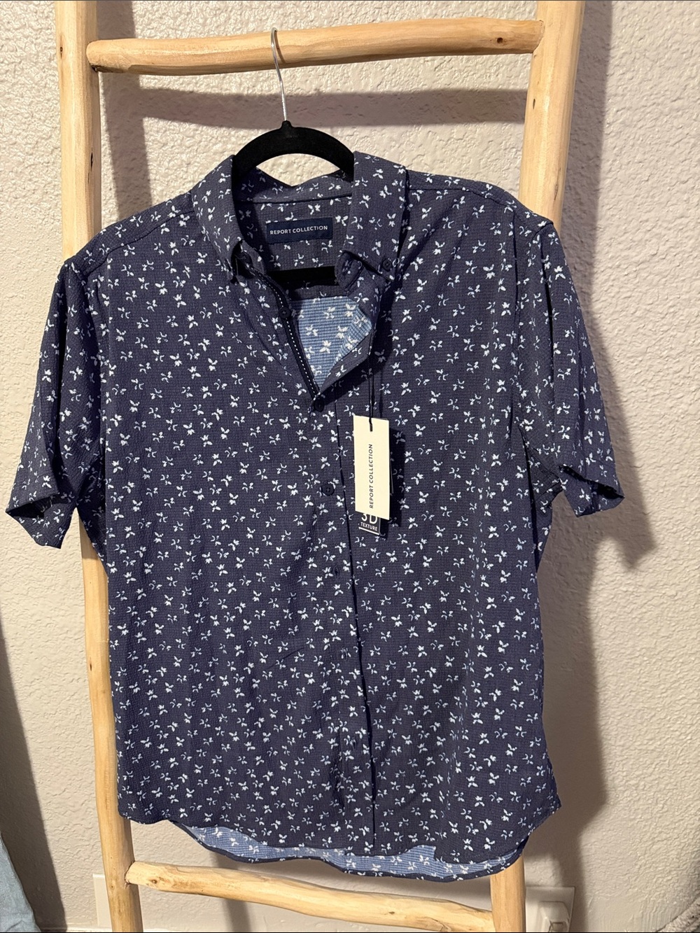 Report Collection Navy Short-Sleeve Button-Down with White Micro Floral